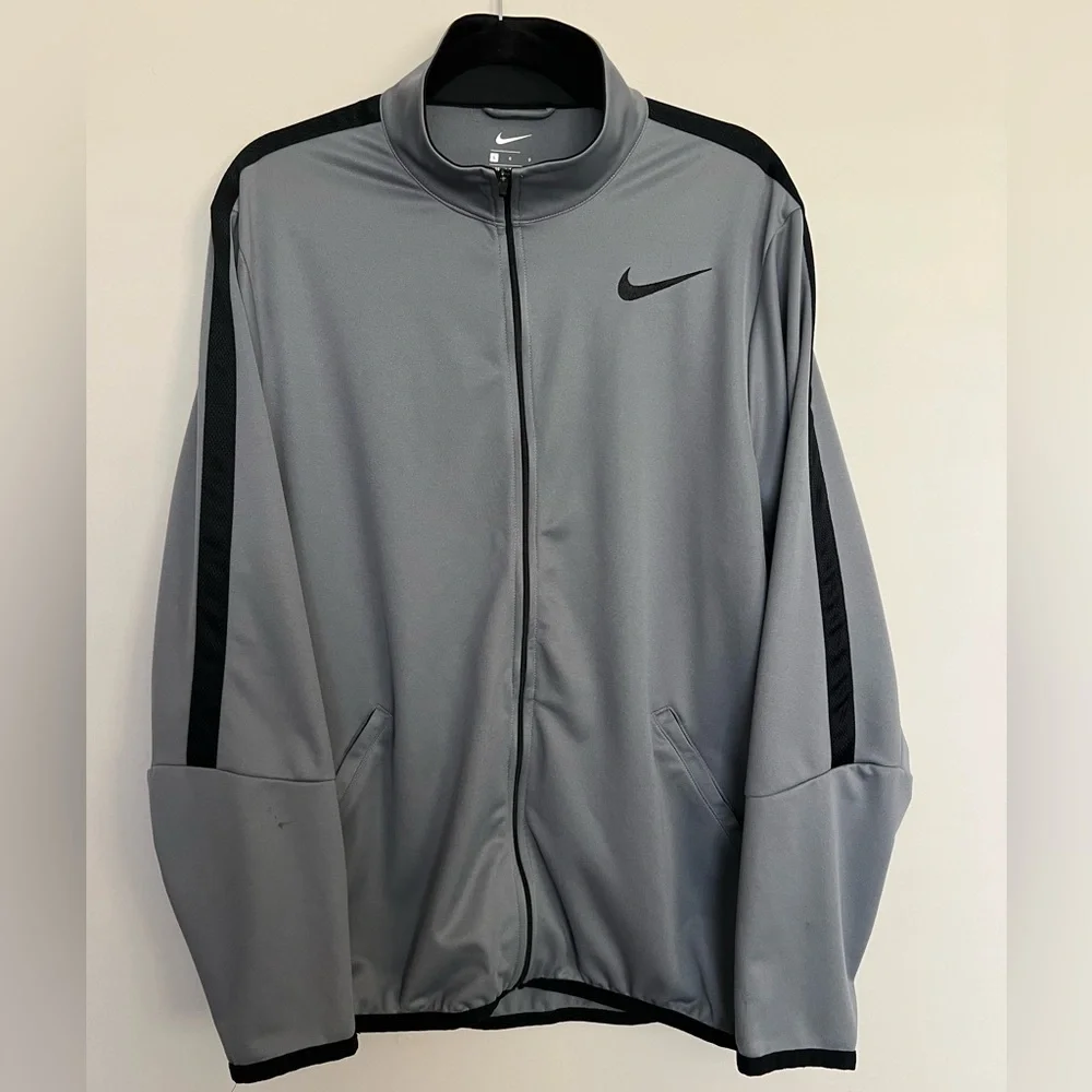 ⭐️ Nike‎ Sweater Men Adult Gray Black Full Zip Sweatshirt Athletic Logo Size L